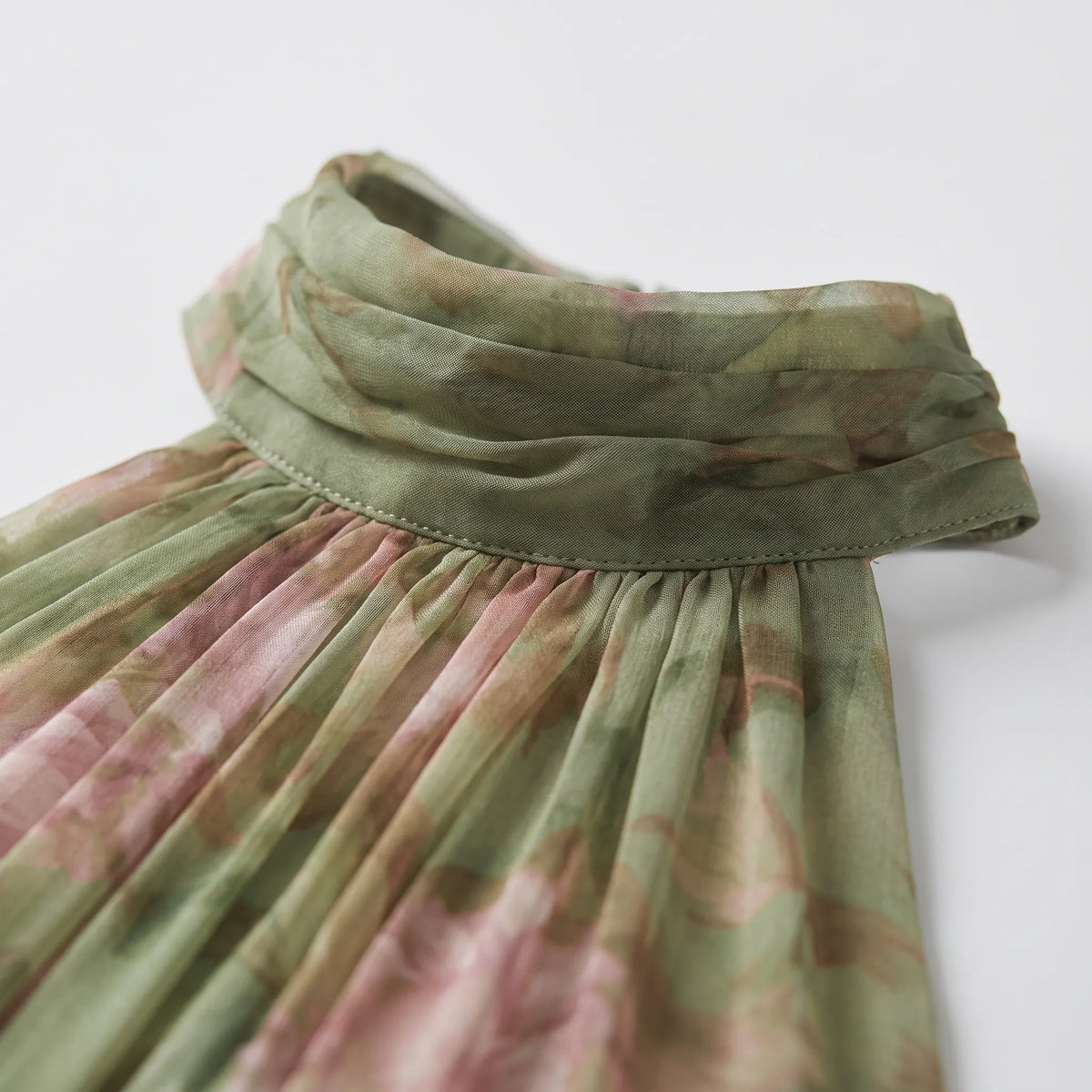 BotanicaGown | Floral Halterneck Maxi Dress