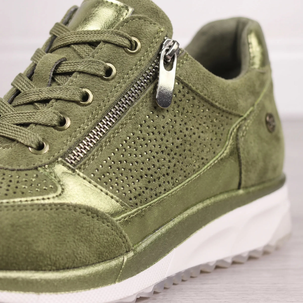LuminaWalk - Fashionable Lace-Up Comfort Sneakers
