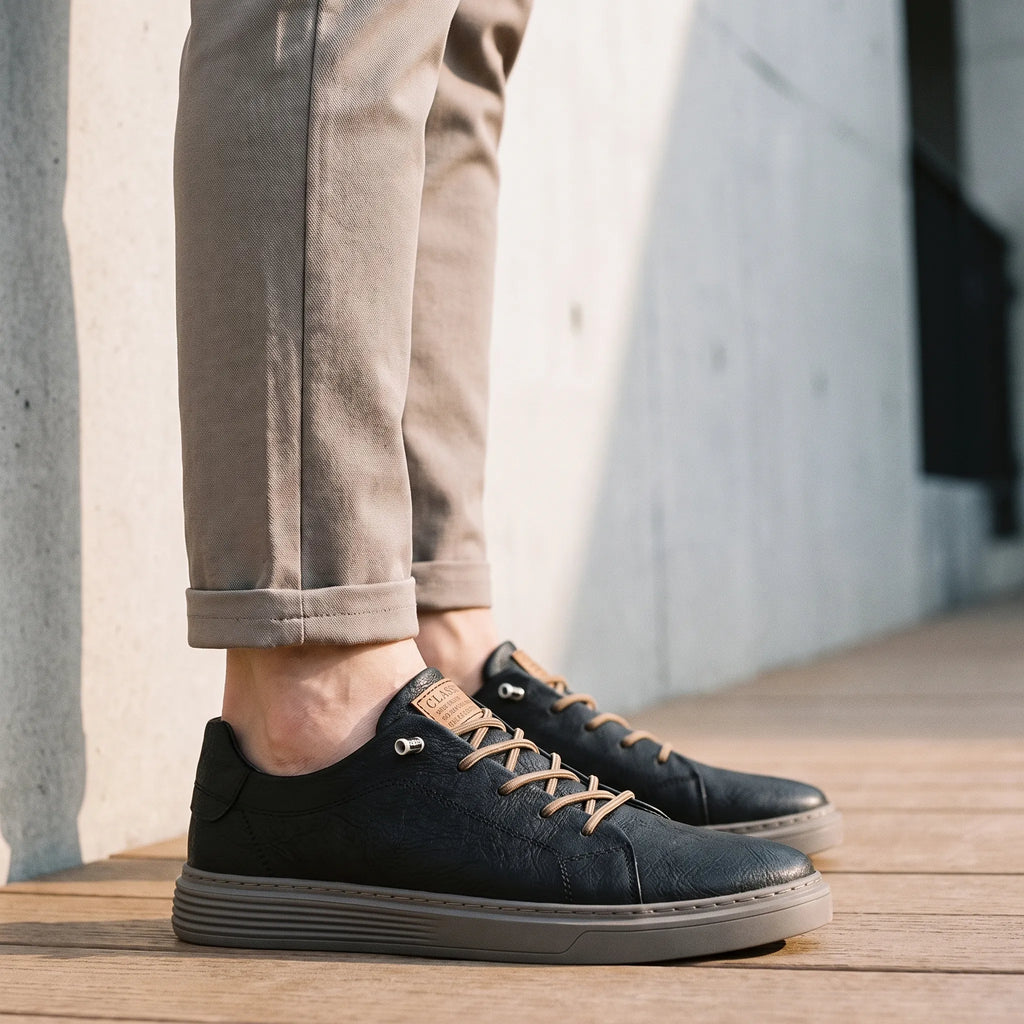 VelaStrides | Men's Casual Low-Top Lace-Up Sneakers
