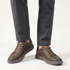 VelaStrides | Men's Casual Low-Top Lace-Up Sneakers